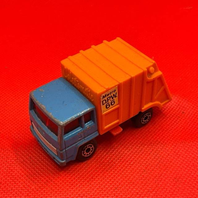 MB SUPERFAST Blue and Orange Refuse Garbage...