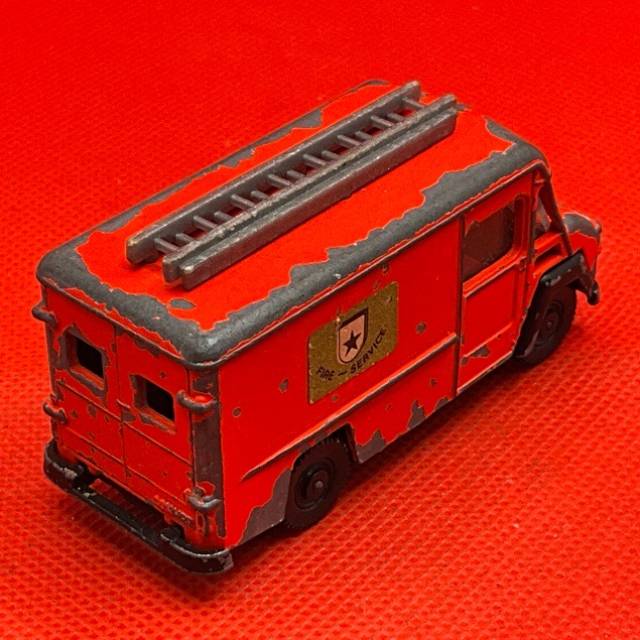 vintagetoy_70600.jpg