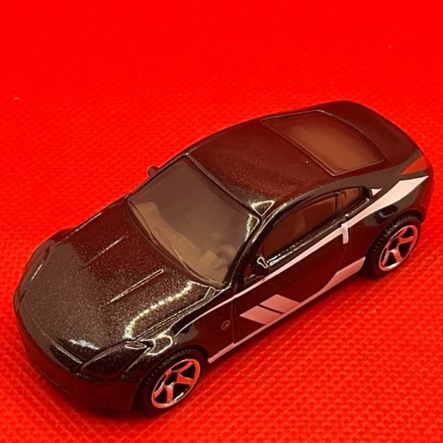 MB Black Nissan 350Z MB611 2020
