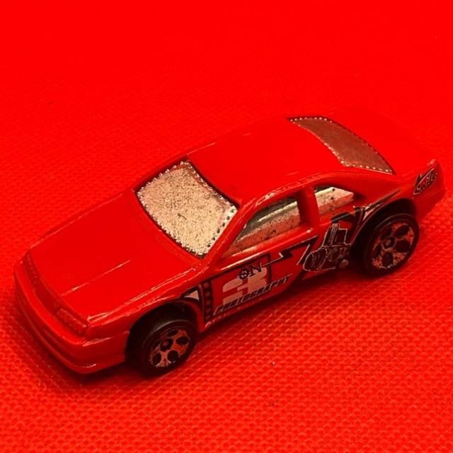 HL T-Bird Stocker 239 Red Chrome Windows 198...