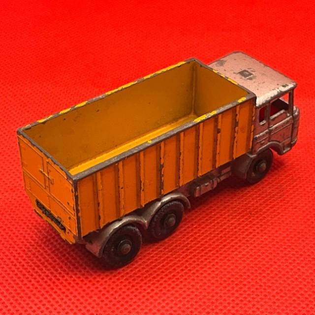 vintagetoy_71300.jpg