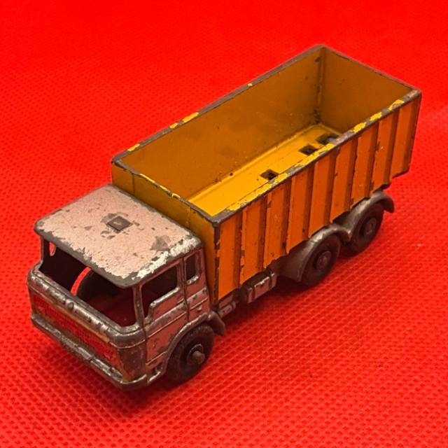 MB Lesney NO 47 DAF TIPPER CONTAINER TRUCK