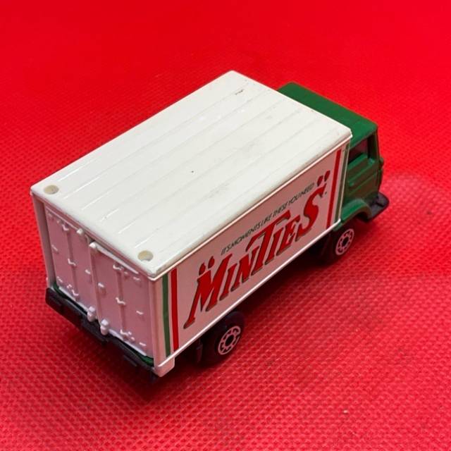 vintagetoy_71983.jpg