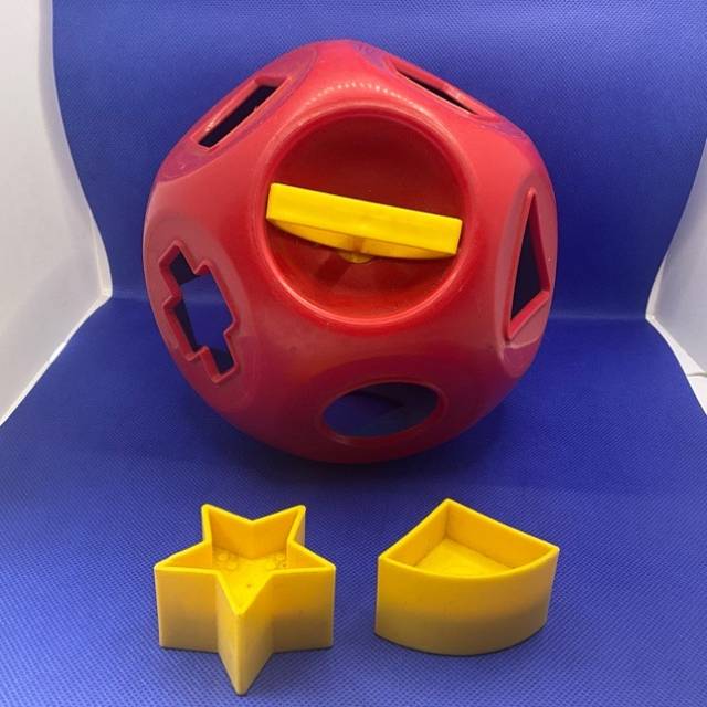 TUPPERWARE Shape-O-Ball Toy Shape Sorter BAL...