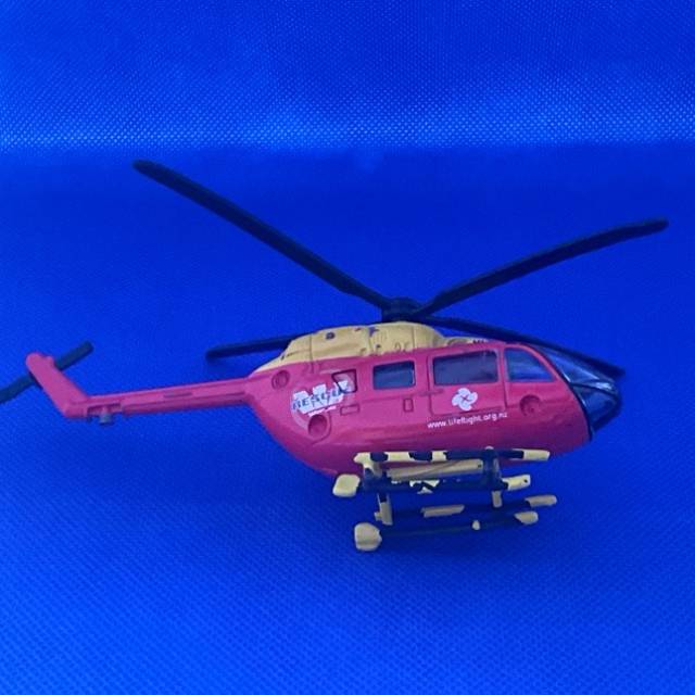 vintagetoy_72329.jpg